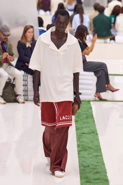 Look 7